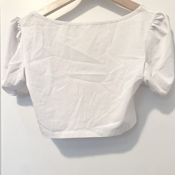 YesStyle Cropped White Top - Picture 2 of 4